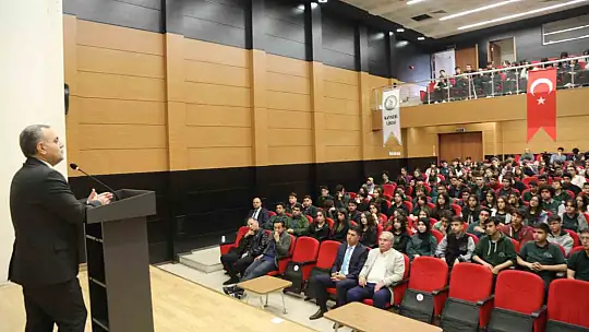 Rektör Altun, mezun olduğu liseyi ziyaret etti