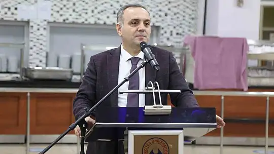 Rektör Altun, uluslararası öğrencilerle buluştu