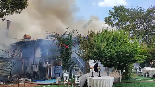 Restoranda başlayıp TSYD'ye sıçrayan yangın kontrol altına alındı