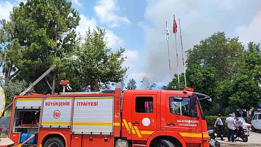 Restoranda başlayıp TSYD'ye sıçrayan yangın kontrol altına alındı