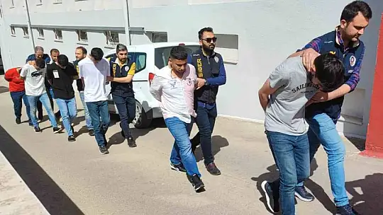 Sanal devriye ekipleri 3 milyon TL dolandıran şüphelileri yakaladı