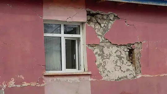 Sarız'da hasar tablosu gün geçtikçe ortaya çıkıyor