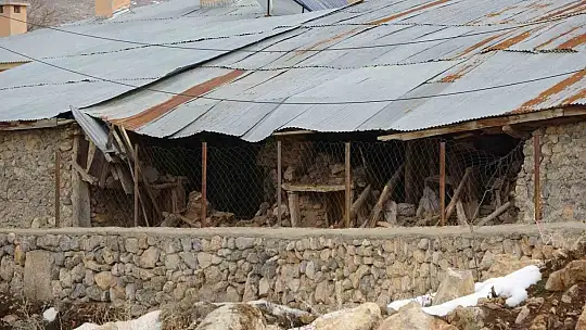 Sarız'da hasar tablosu gün geçtikçe ortaya çıkıyor