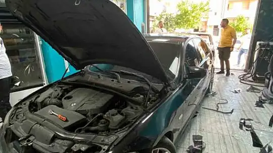 Akıllara durgunluk veren hırsızlık! Sattıkları aracı geri çaldılar