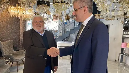 AK Parti Kayseri 3. sıra milletvekili adayı Şaban Çopuroğlu, esnaf ziyareti yaptı