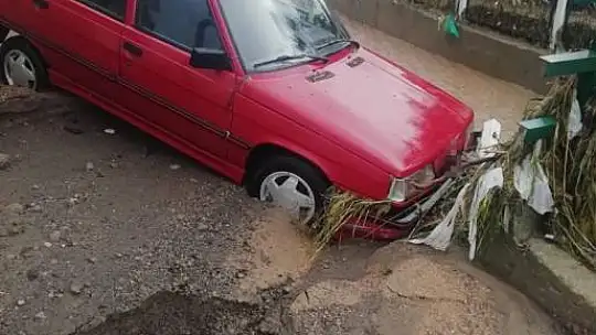 Sel nedeniyle Nevşehir-Aksaray Karayolu ulaşıma kapandı