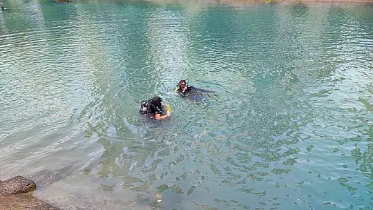 Serinlemek isteyen genç kız sulama kanalında kayboldu