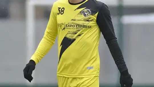 Futbolculuk kariyerini noktaladı