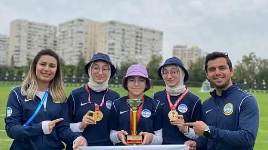 Okçuluk takımı büyük başarılara imza attı