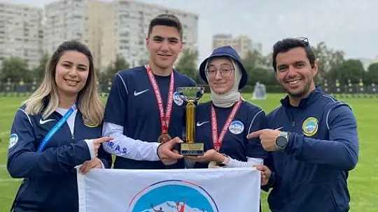Okçuluk takımı büyük başarılara imza attı