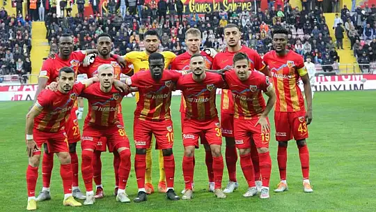 Spor Toto Süper Lig: Kayserispor: 1 - Konyaspor: 2 (Maç devam ediyor)