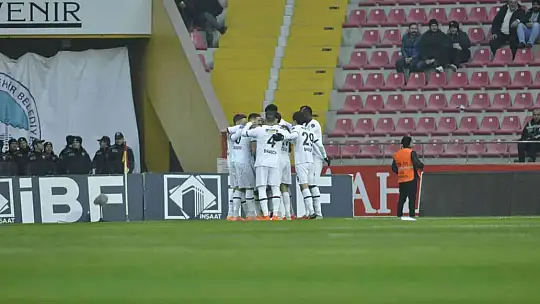 Spor Toto Süper Lig: Kayserispor: 0 - Fatih Karagümrük: 2 (İlk yarı)