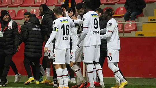 Spor Toto Süper Lig: Kayserispor: 2 - Fatih Karagümrük: 4 (Maç sonucu)