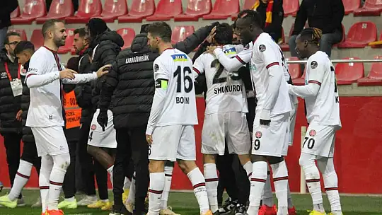 Spor Toto Süper Lig: Kayserispor: 2 - Fatih Karagümrük: 4 (Maç sonucu)