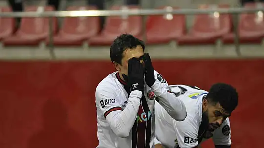 Spor Toto Süper Lig: Kayserispor: 2 - Fatih Karagümrük: 4 (Maç sonucu)