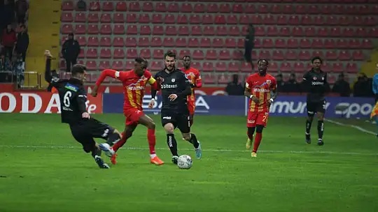 Spor Toto Süper Lig: Kayserispor: 1 - Sivasspor: 0 (Maç devam ediyor)