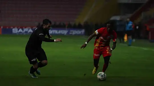 Spor Toto Süper Lig: Kayserispor: 1 - Sivasspor: 0 (Maç devam ediyor)