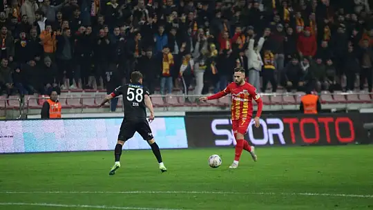 Spor Toto Süper Lig: Kayserispor: 1 - Sivasspor: 0 (Maç devam ediyor)