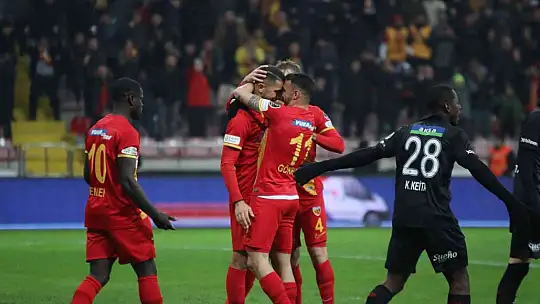 Spor Toto Süper Lig: Kayserispor: 3 - Sivasspor: 0 (İlk yarı)