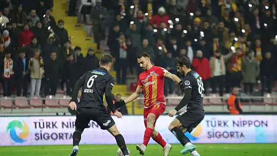 Spor Toto Süper Lig: Kayserispor: 3 - Sivasspor: 0 (İlk yarı)