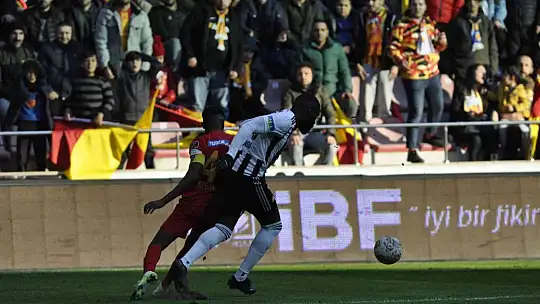 Spor Toto Süper Lig: Kayserispor: 0 - Beşiktaş: 2 (İlk yarı)