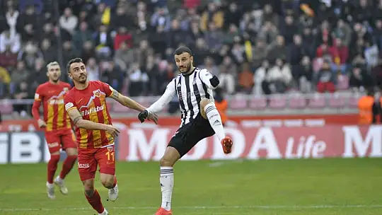Spor Toto Süper Lig: Kayserispor: 0 - Beşiktaş: 2 (İlk yarı)