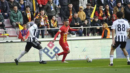 Spor Toto Süper Lig: Kayserispor: 0 - Beşiktaş: 2 (İlk yarı)