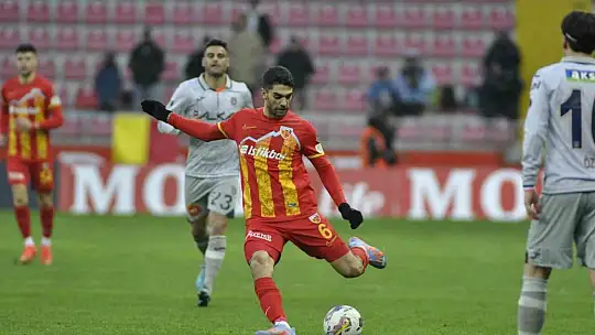 Spor Toto Süper Lig: Kayserispor: 0 - Medipol Başakşehir: 0 (İlk yarı)