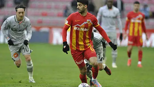 Spor Toto Süper Lig: Kayserispor: 0 - Medipol Başakşehir: 0 (İlk yarı)