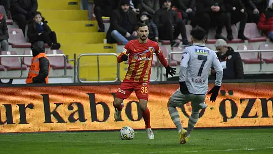 Spor Toto Süper Lig: Kayserispor: 0 - Medipol Başakşehir: 0 (İlk yarı)