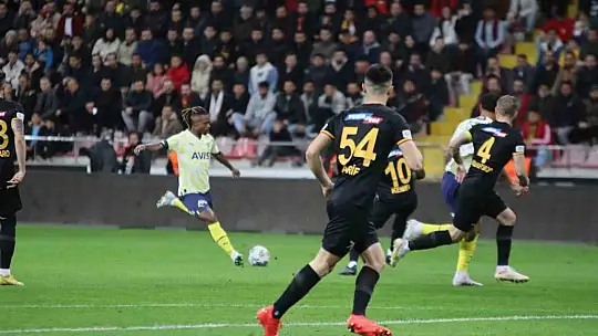 Spor Toto Süper Lig: Kayserispor: 0 - Fenerbahçe: 1 (Maç devam ediyor)