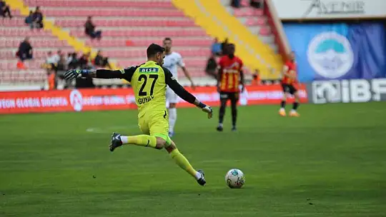 Spor Toto Süper Lig: Kayserispor: 0 - Kasımpaşa: 0 (İlk yarı)