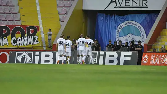 Spor Toto Süper Lig: Kayserispor: 0 - Ankaragücü: 1 (İlk yarı)