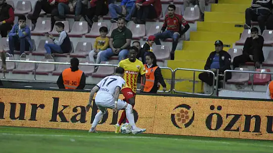 Spor Toto Süper Lig: Kayserispor: 0 - Ankaragücü: 1 (İlk yarı)