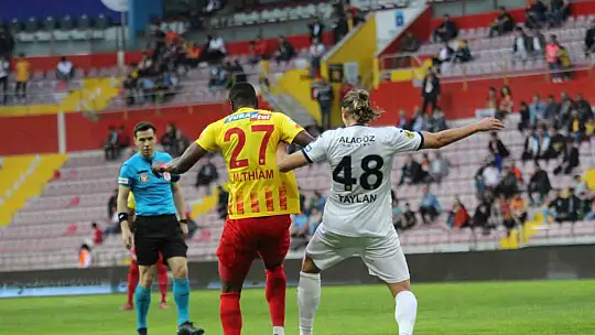 Spor Toto Süper Lig: Kayserispor: 0 - Ankaragücü: 1 (İlk yarı)