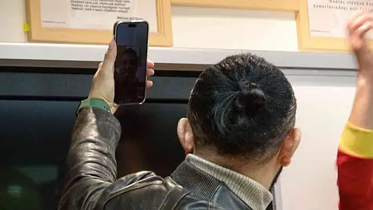 Stadyuma değil, okula geldiler