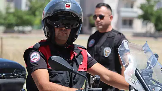 Motosikletli polisler suça geçit vermiyor