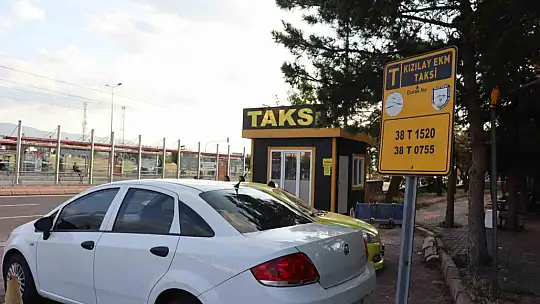 Taksicilerin yolcu kavgası kanlı bitti! İş arkadaşını öldürdü