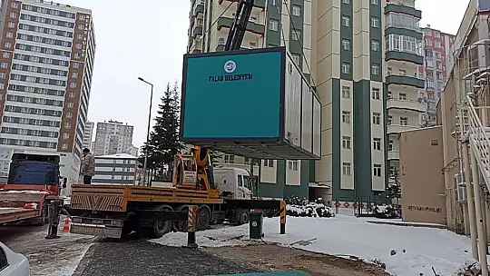 Talas, Deprem bölgesinde çok yönlü çalışıyor