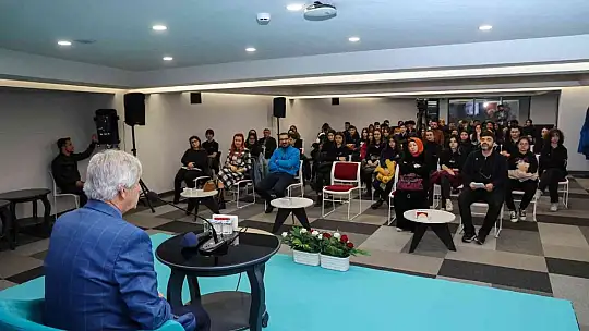 Talas Dursun Gürlek ile 'Ayaklı Kütüphaneler'i Konuştu