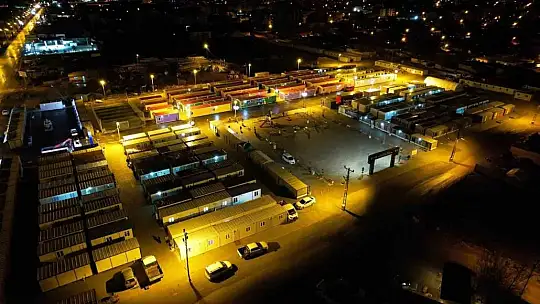 Talas Belediyesi Elbistan'a konteyner kent kurdu