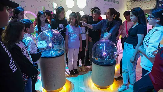 Talas'tan öğrencilere 'Şehrimizi Tanıyoruz' programı...