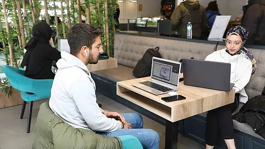 Talas Kütüphaneleri online eğitim de veriyor