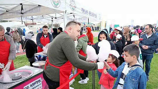 Talas'ta, 23 Nisan Pazar Günü çocuklara özel etkinliklerle kutlandı
