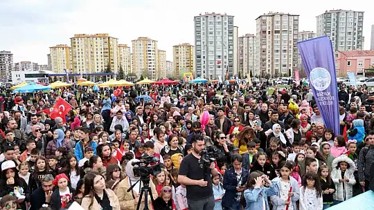 Talas'ta, 23 Nisan Pazar Günü çocuklara özel etkinliklerle kutlandı