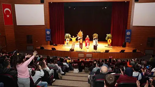 Talas'ta hafta sonu tiyatro keyfi