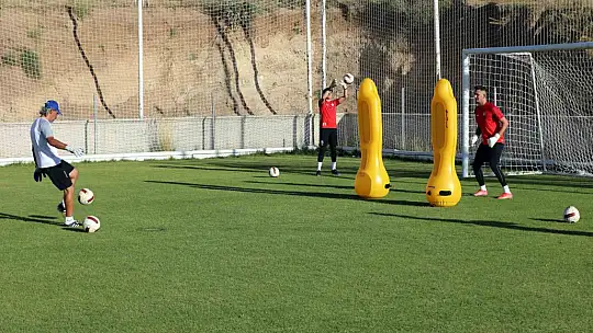 Talasgücü Belediyespor'da ikinci etap kampı başladı