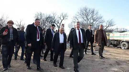 Tamamlanma aşamasına gelen cam seyir terasında inceleme