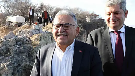 Tamamlanma aşamasına gelen cam seyir terasında inceleme