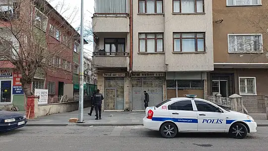 Tartıştığı şahsa balkondan ateş açtı